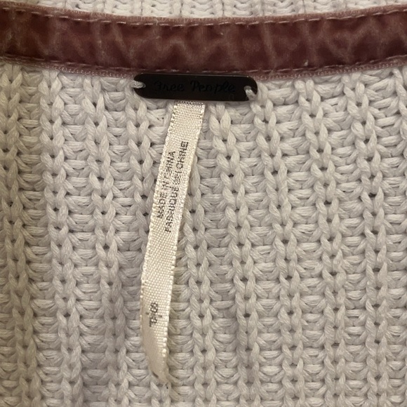 Free People cotton bell sleeve cropped sweeter size small oversized - Picture 3 of 5